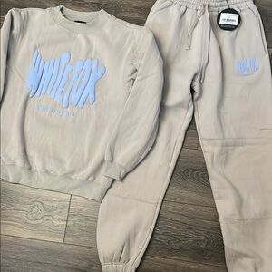 White Fox Beige Sweatshirt and Joggers Set